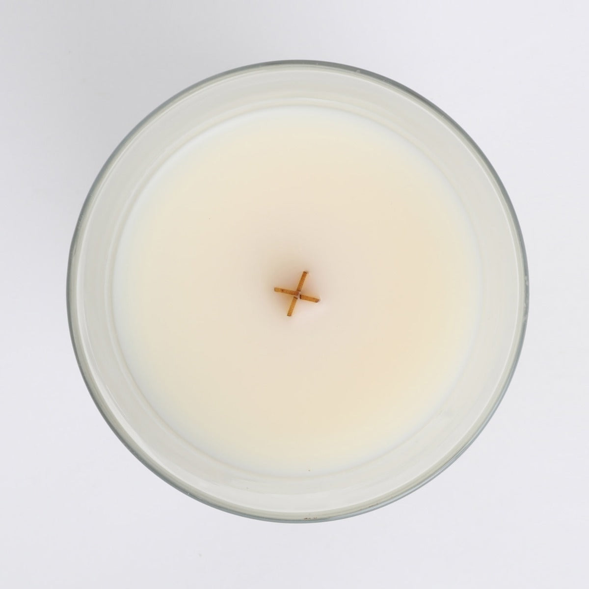 White Tea &amp; Jasmine | Medium Candle