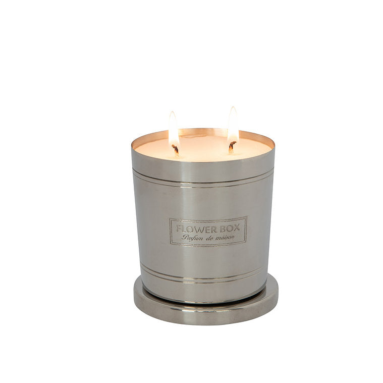 Flower Box Silver Candle 290g | Magnolia &amp; Green Leaves